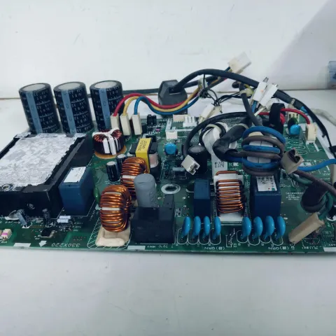 لوحة PCB لمكيف Daikin للوحدة الخارجية (إنفرتر) (رقم 2)