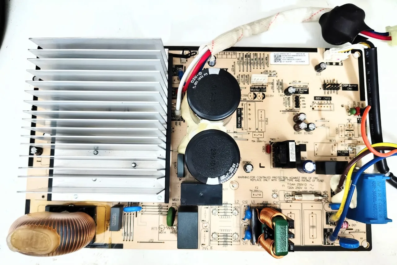Lloyd Outdoor AC PCB Lloyd Outdoor AC PCB